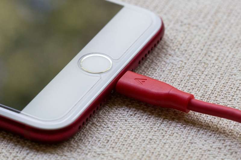 Чи потрібно калібрувати батарею iPhone? Мільйони користувачів роблять цю помилку, можливо, ви теж