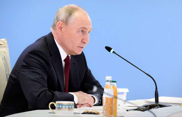 Президент РФ объявил о начале серийного производства "Орешника"